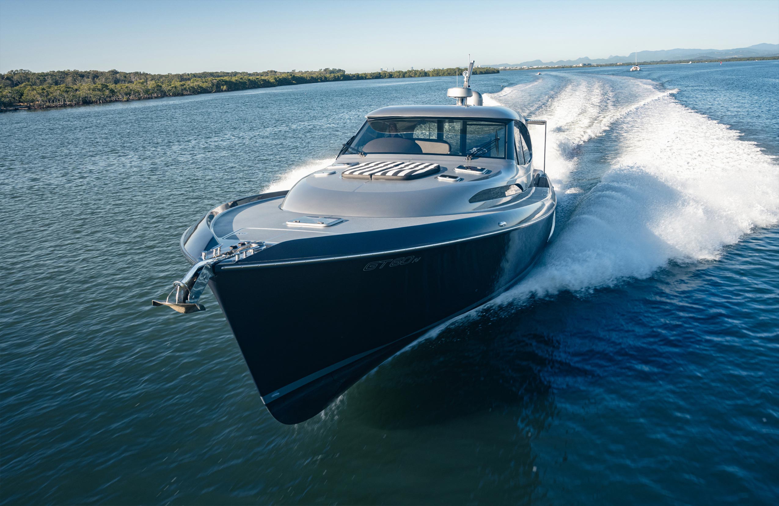 Palm Beach Motor Yachts GT60
